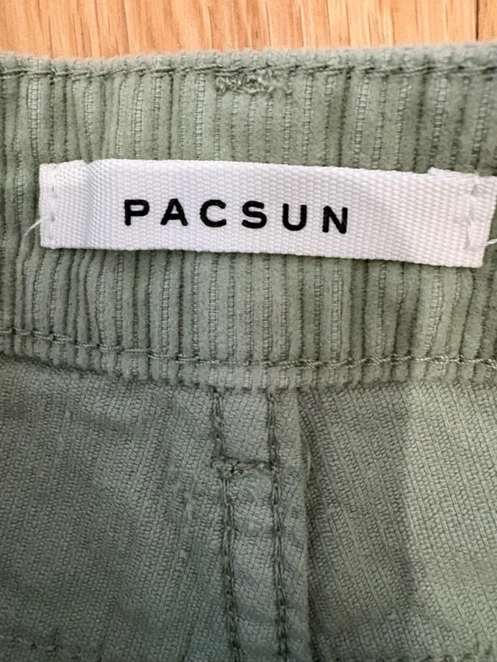 PacSun Sage Green Corduroy High Rise Mom Shorts - Size 24 EUC